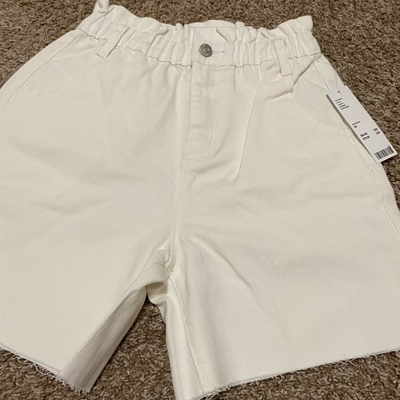 BDG Paperbag Bermuda Short - White Denim NWT - Picture 8 of 9